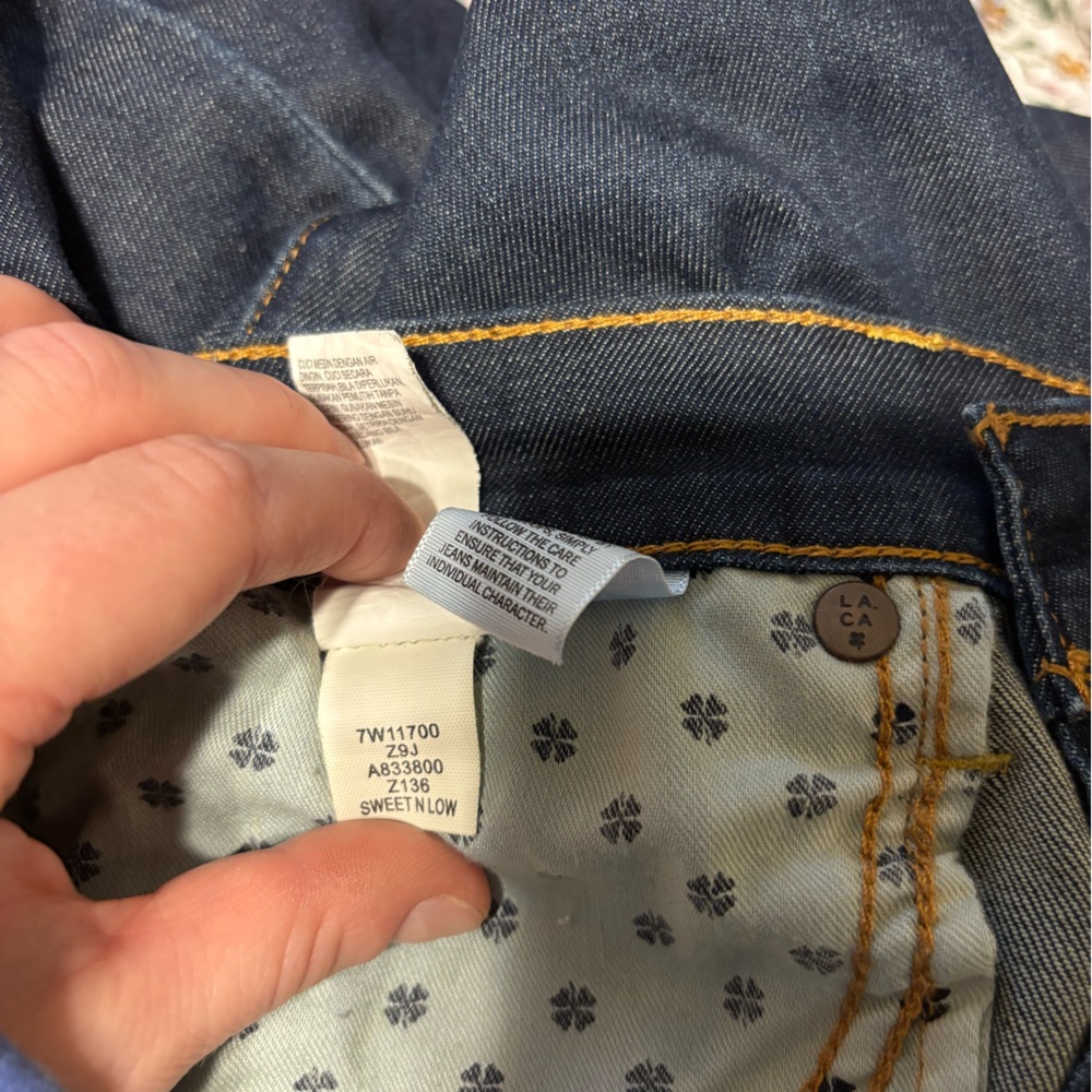 Lucky Brand Women’s Low Rise Flare Jeans - Picture 8 of 8